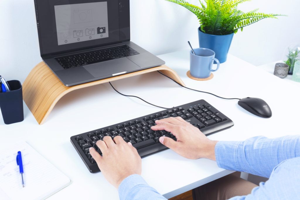 TRUST CLASSICLINE KEYBOARD