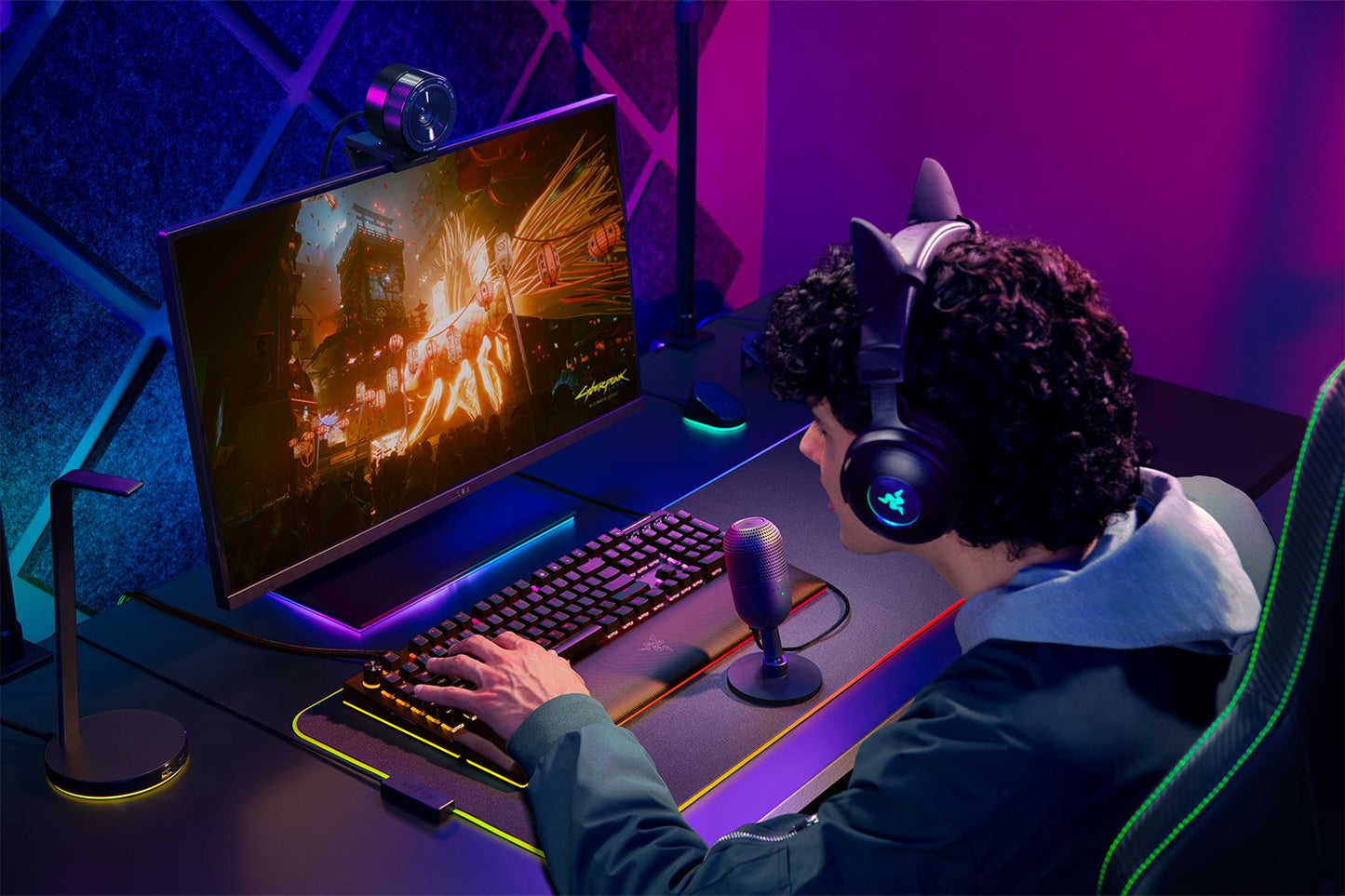 Razer Seiren V3 Mini - Ultra-Compact USB Microphone